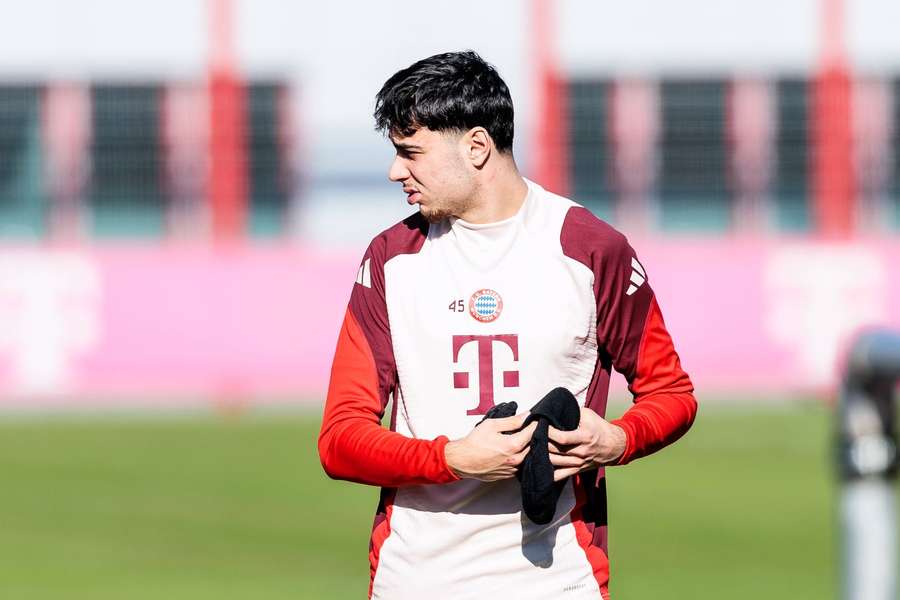 Aleksandar Pavlovic macht den nächsten Schritt in Richtung Comeback.
