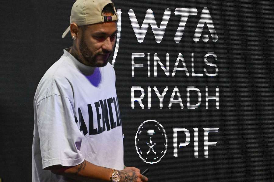 Neymar tem feito investimentos no mundo árabe