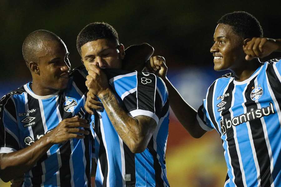 Base do Grêmio não perdoou o Inter de Bebedouro