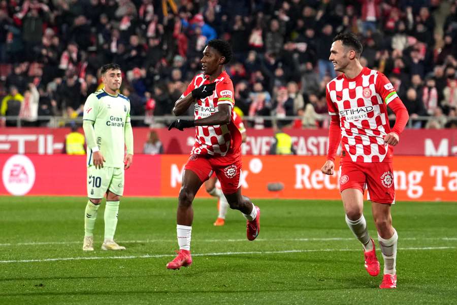 Asprilla celebra el gol del Girona.