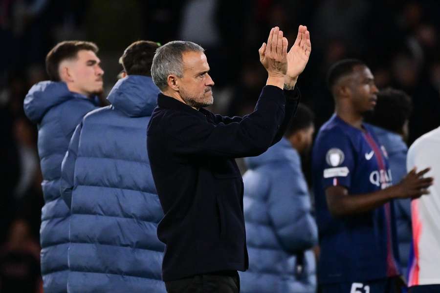 Luis Enrique, treinador do PSG Luis Enrique, treinador do PSG