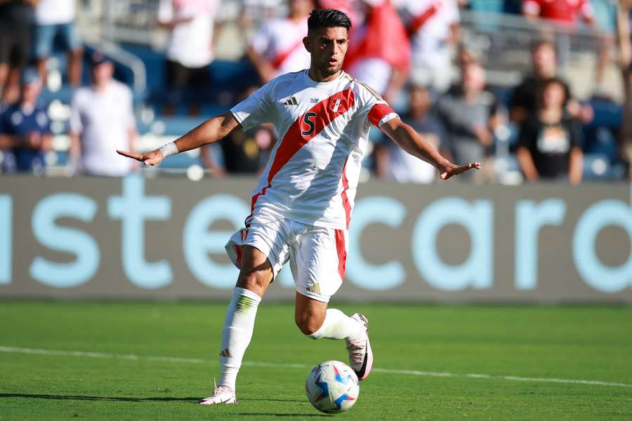 Zambrano, em partida contra o Peru.