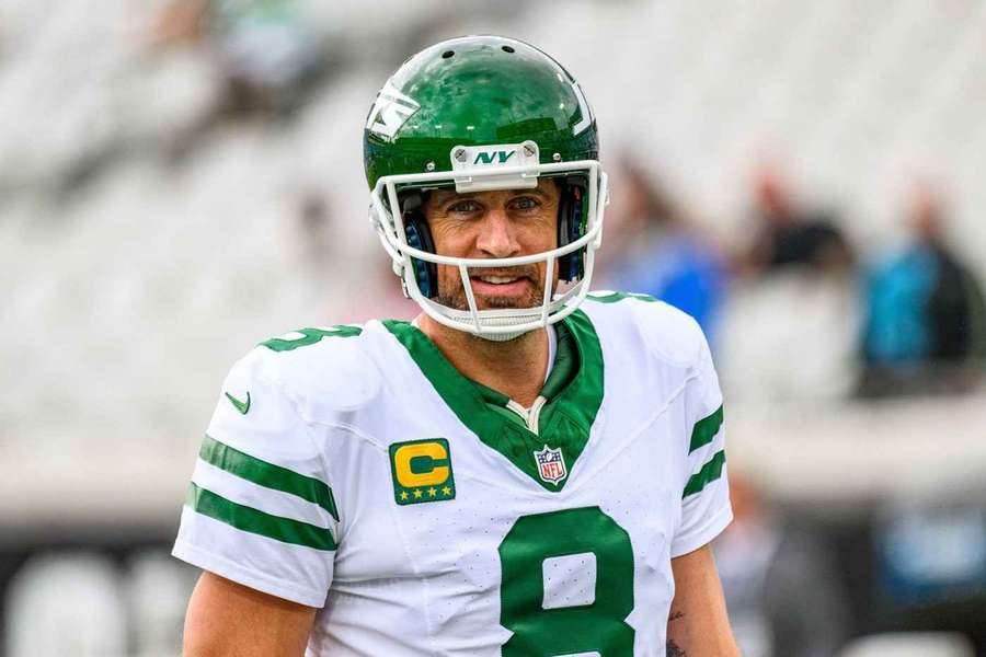 Aaron Rodgers ainda não decidiu se joga na próxima temporada