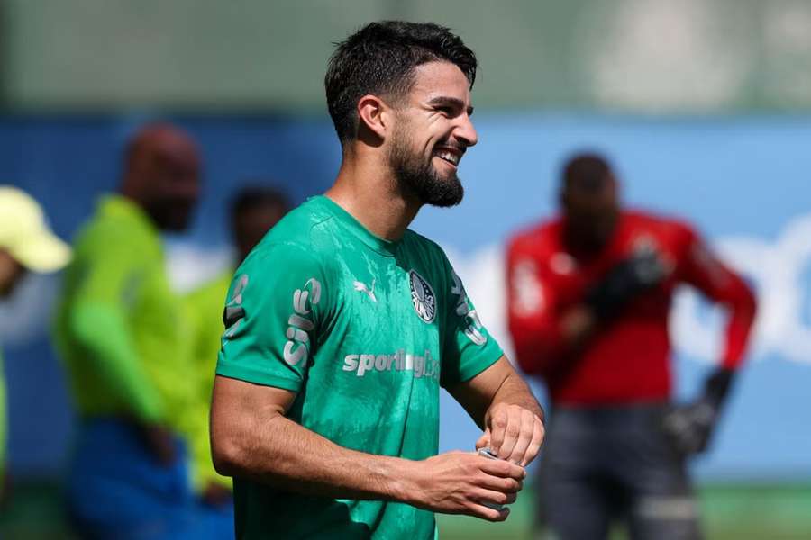 Flaco López recebeu a notícia ao lado dos companheiros de equipe