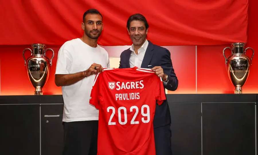 Pavlidis a signé pour Benfica jusqu'en 2029