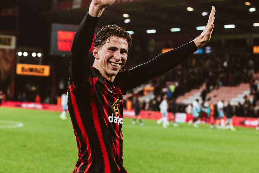 Zabarnyi pode ser o segundo zagueiro a deixar o Bournemouth, depois de Dean Huijsen