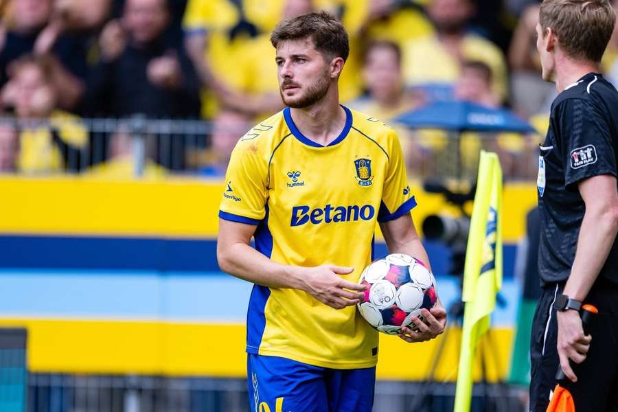 Raków chce wzmocnić lewą flankę, Marko Divković z Brondby blisko transferu