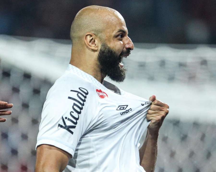 Thaciano empatou para o Peixe