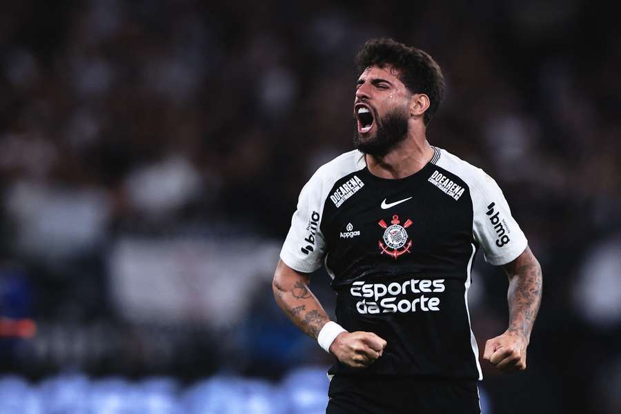 Yuri Alberto marcou seu quinto gol na atual edição do Brasileirão