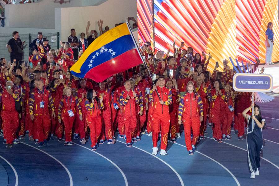 La delegación de Venezuela, durante la inauguración