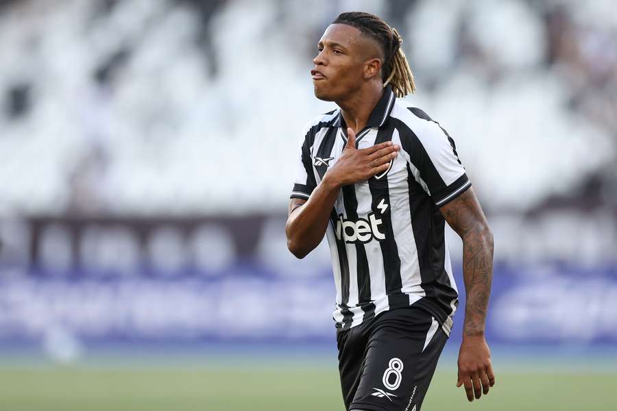 Danilo anotou belo golo para iniciar reação botafoguense