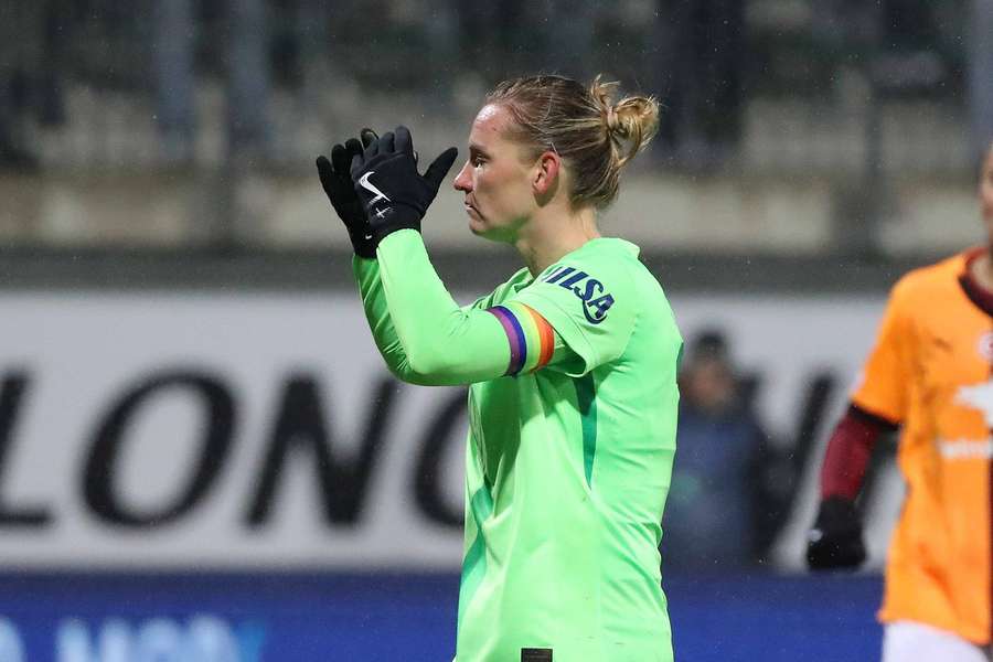 Alexandra Popp sieht trotz fünf Treffern gegen Galatasaray noch Nachbesserungsbedarf.