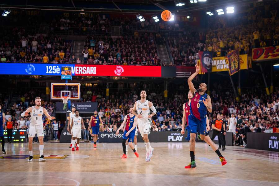 Real Madrid y Barcelona se enfrentarán en varias ocasiones Real Madrid y Barcelona se enfrentarán en varias ocasiones