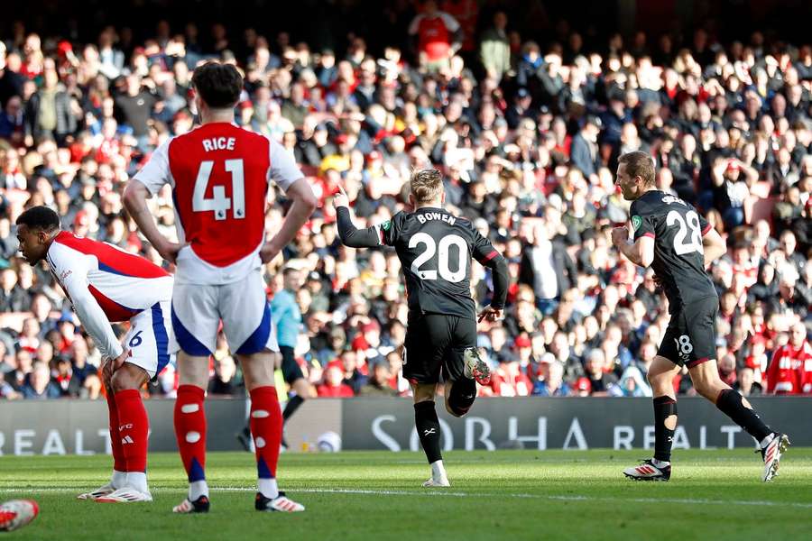 Bowen celebra el gol del West Ham