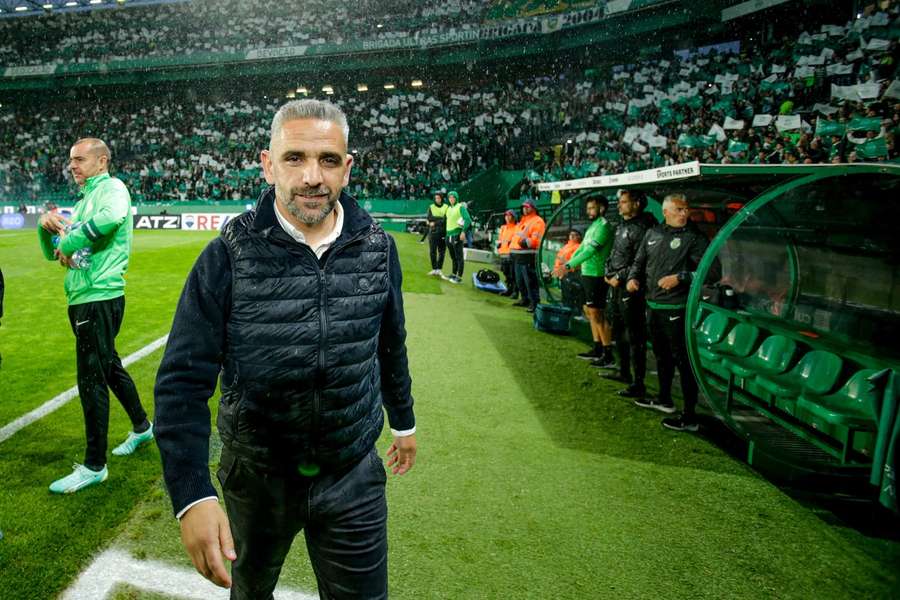 Rui Borges, head coach of Sporting, during the league match against Gil Vicente at Estadio Jose de Alvalade on May 4th, 2025