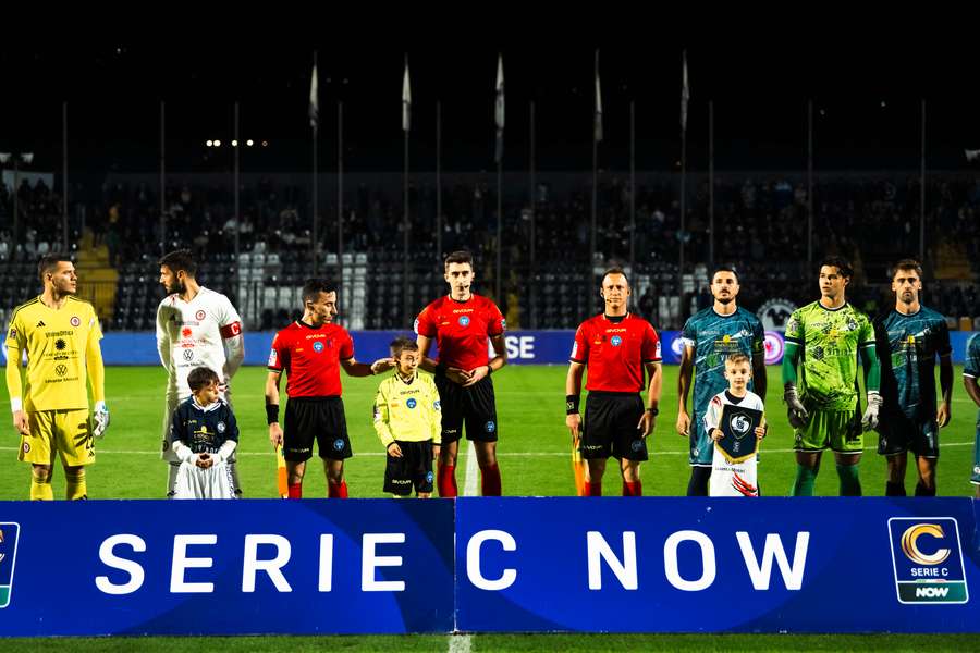 Un match tra Cavese e Foggia 