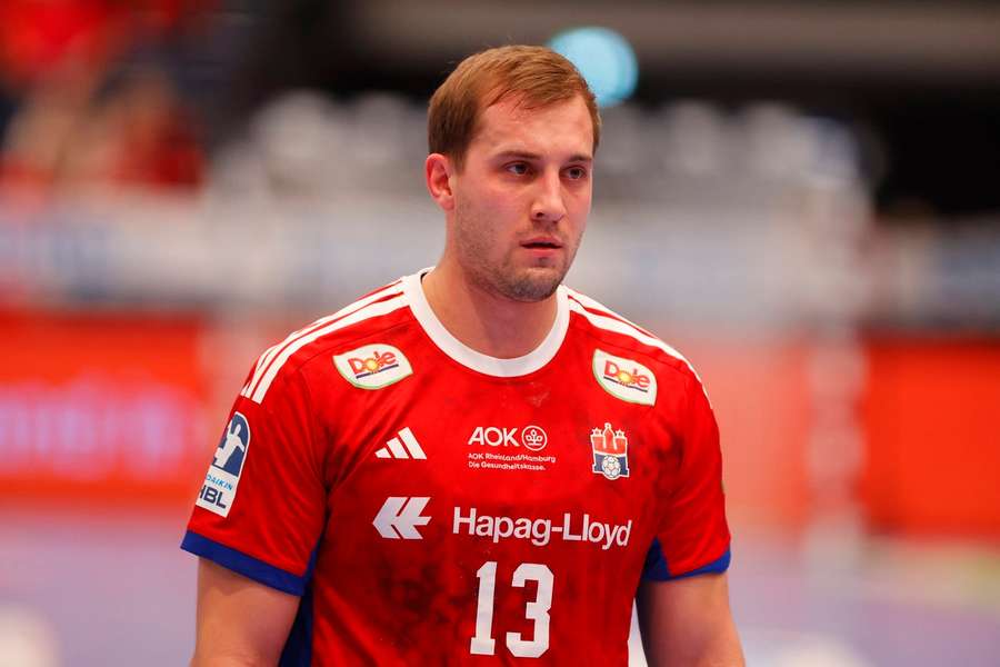 Niklas Weller wechselt vom Platz ins Büro.