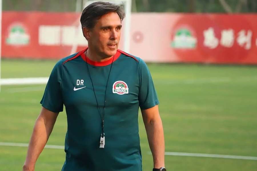 Daniel Ramos é o treinador do Henan