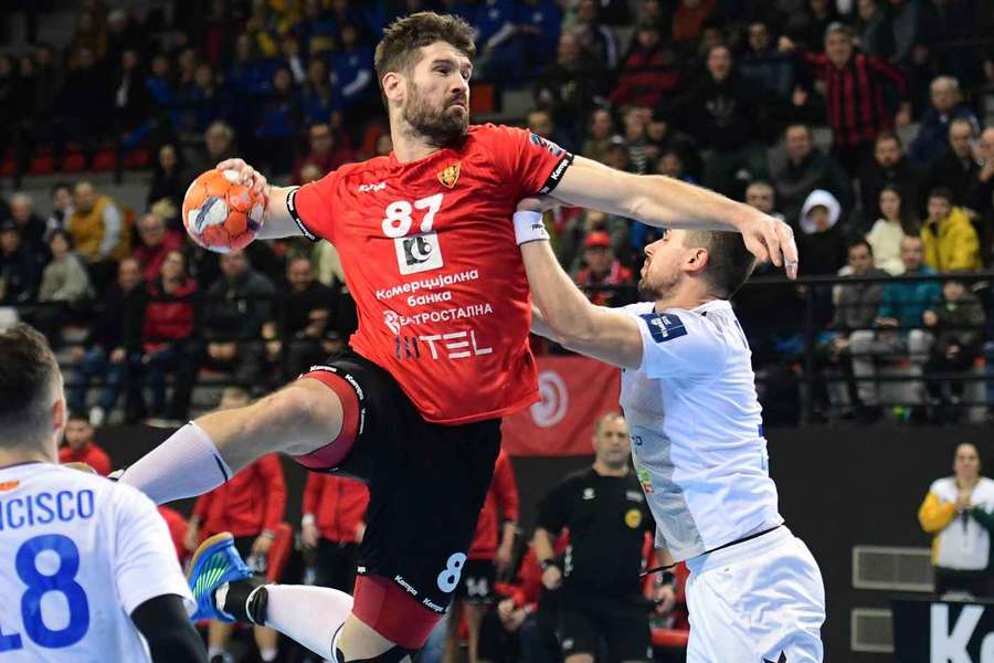 Alkaloid - Minaur Baia Mare 32-25
