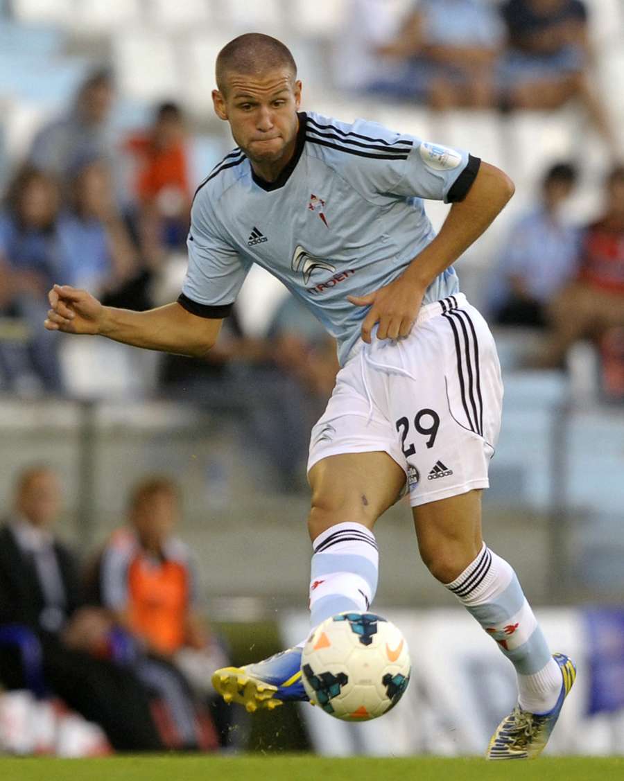 Goldar con la maglia del Celta