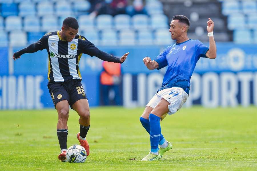 Feirense empata na receção ao Nacional (1-1) e aproxima-se do playoff de promoção