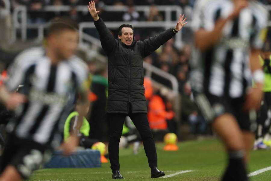 Crisis-hit Real Madrid make contact with Aston Villa boss Emery Crisis-hit Real Madrid make contact with Aston Villa boss Emery