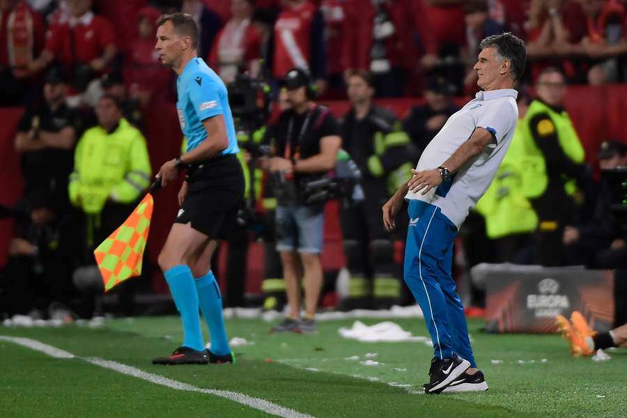 Mendilibar quer derrotar o ídolo Mourinho na final da Liga Europa