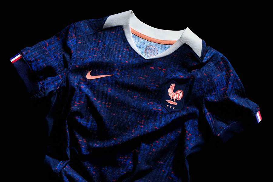 L'équipe de France féminine dévoile ses maillots pour l'Euro 2025