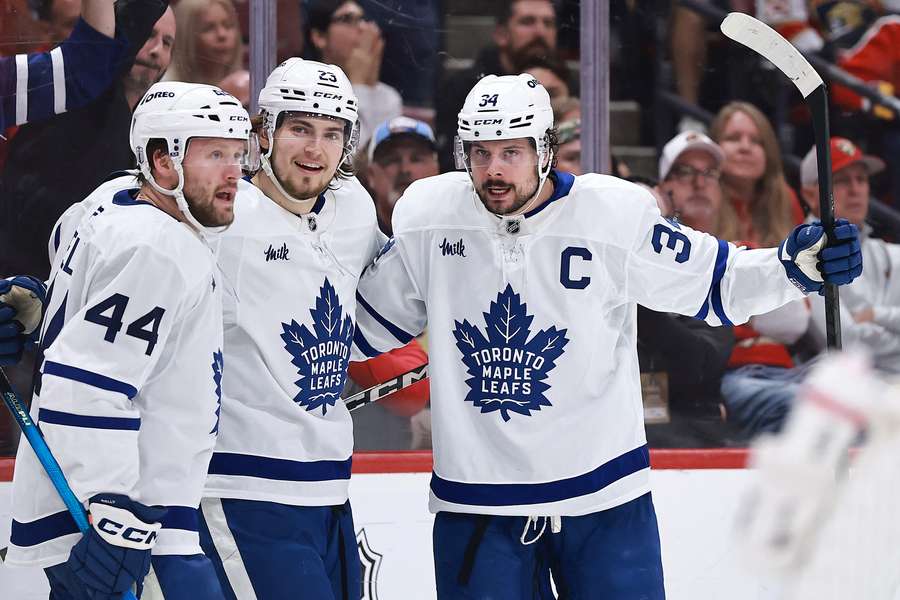 Panthers niespodziewanie przegrali szósty mecz z Maple Leafs. Nieoczekiwany bohater gości