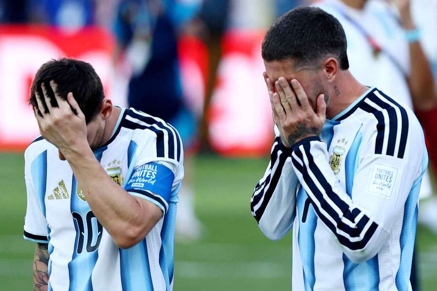 Messi e De Paul lamentam vice da Argentina na Copa Messi e De Paul lamentam vice da Argentina na Copa