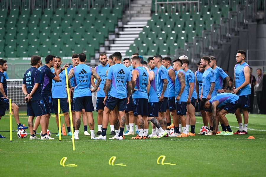 Seleção Argentina jogará contra a Austrália na China