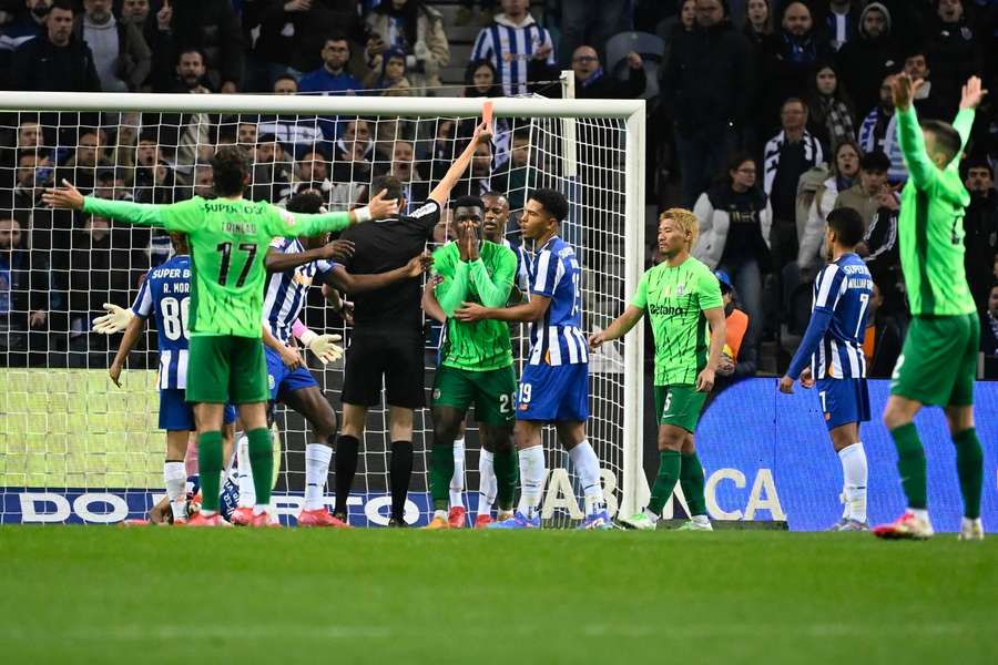 Diomande foi expulso no Dragão
