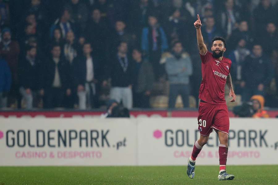 Pablo abriu caminho à vitória do Gil Vicente diante do FC Porto