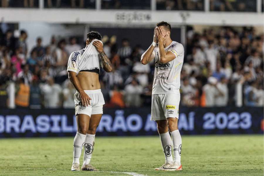 Santos perde na Vila Belmiro para Fortaleza e é rebaixado pela