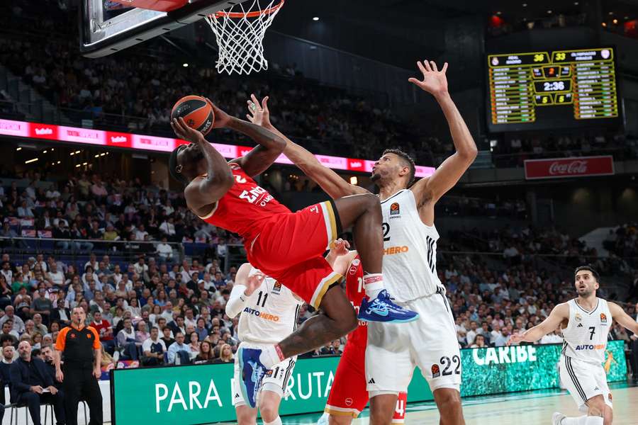 Las faltas de Tavares mermaron mucho al Real Madrid