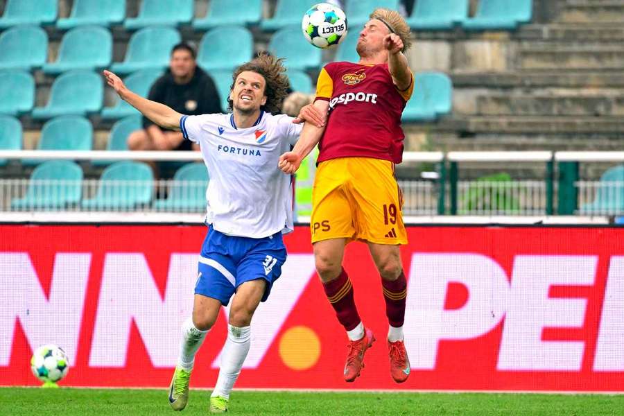 V prvním vzájemné utkání této sezony hrál Baník s Duklou 1:1.