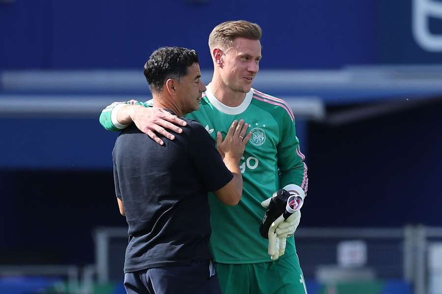 Ajax-Trainer Míchel (l.) mit ter Stegen