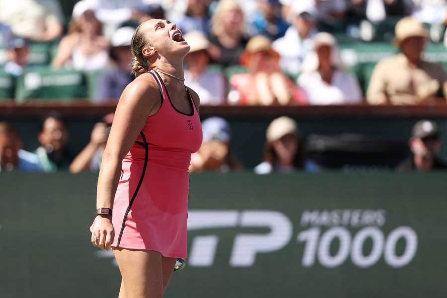 Sabalenka gewann nach einem engen Tiebreak im Decider