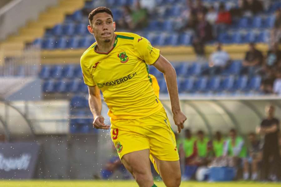 João Victor abriu o marcador de penálti