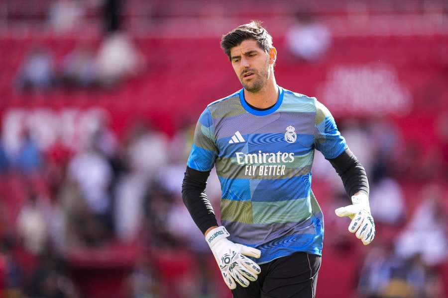 Courtois při tréninku. Courtois při tréninku.