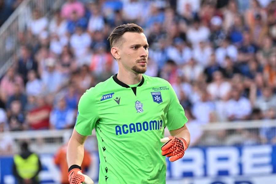 Ionuț Radu va fi împrumutat de Inter Milano la Bournemouth