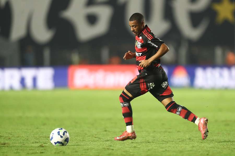 De La Cruz está fora de Flamengo x Fluminense