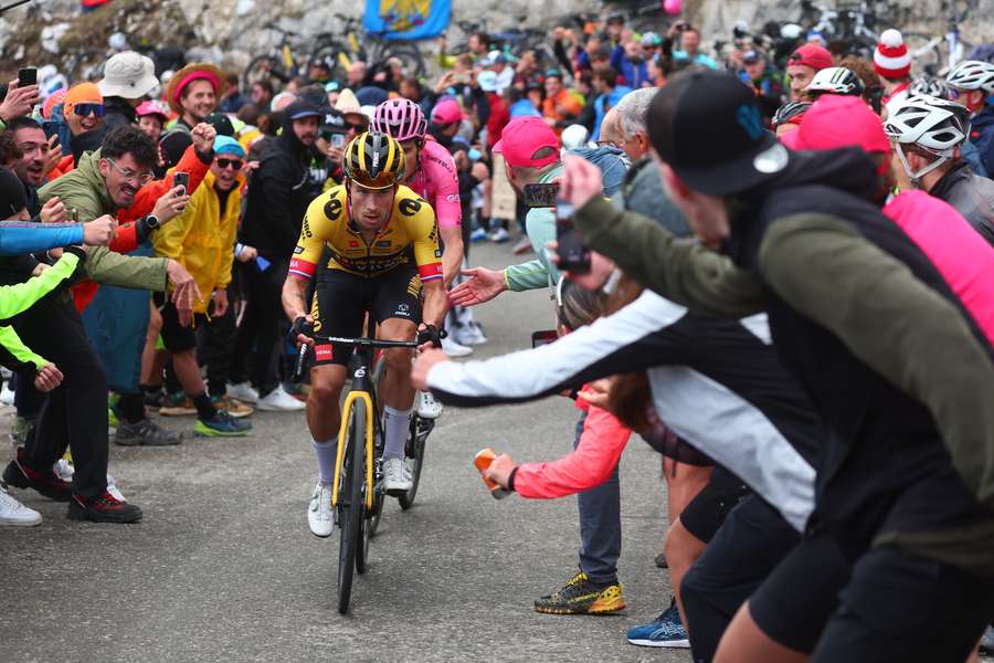 Primoz Roglic e Geraint Thomas disputam o título do Giro d'Italia 2023