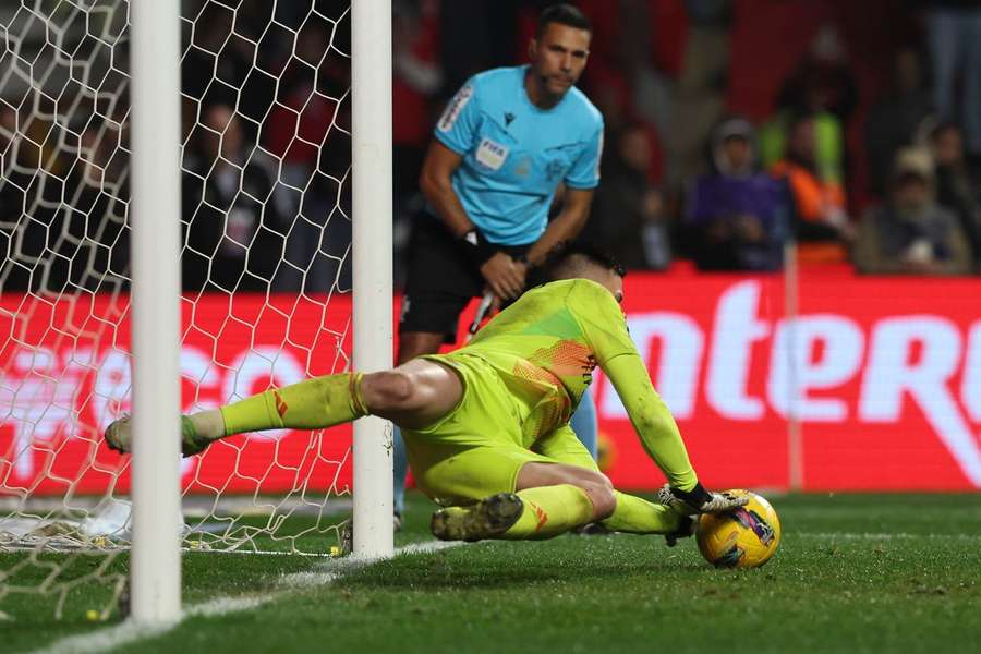 Trubin foi decisivo ao defender uma grande penalidade