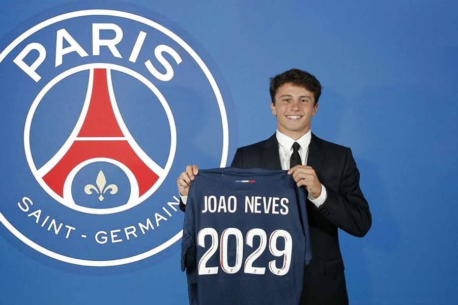 Joao Neves se stal novou posilou PSG.