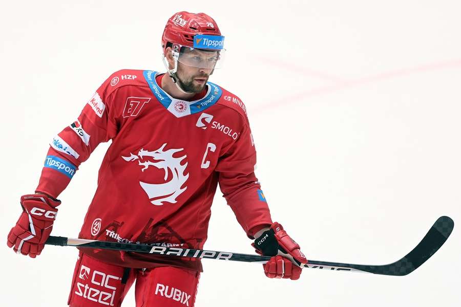Třinecký kapitán Petr Vrána začínal s hokejem ve Šternberku po boku Davida Krejčího.