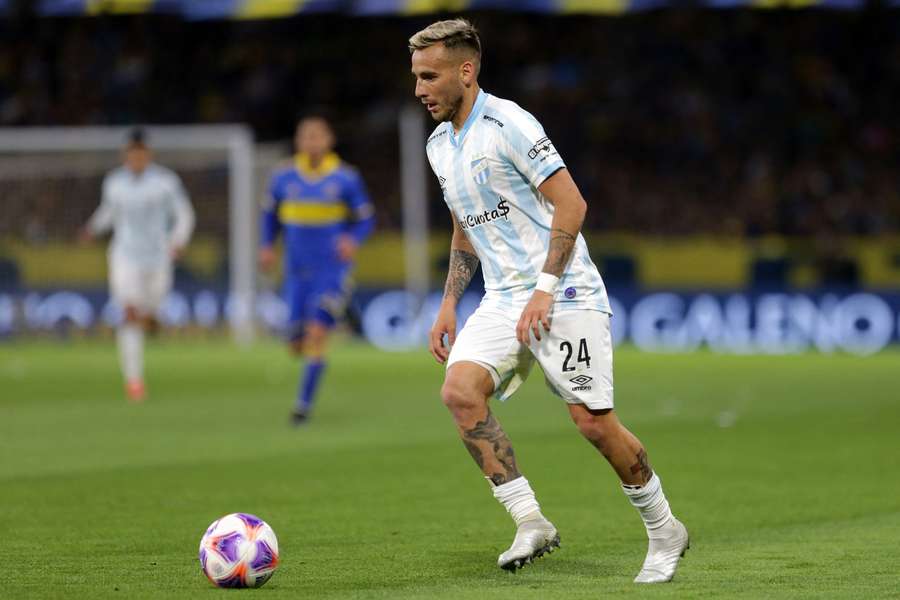 Renzo Tesuri ao serviço do Atlético Tucumán