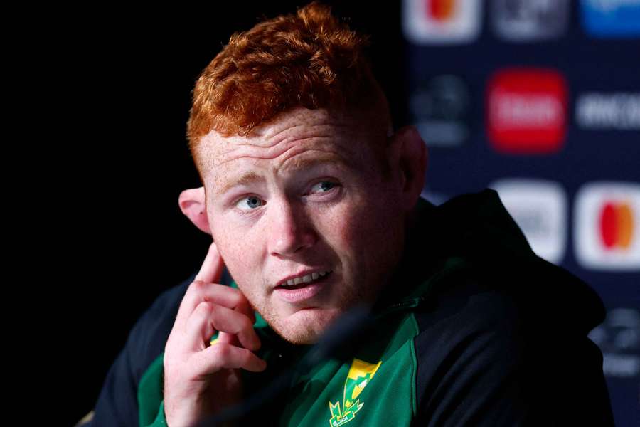 South Africa's two-time World Cup-winning prop Steven Kitshoff has been forced to retire owing to a serious neck injury South Africa's two-time World Cup-winning prop Steven Kitshoff has been forced to retire owing to a serious neck injury