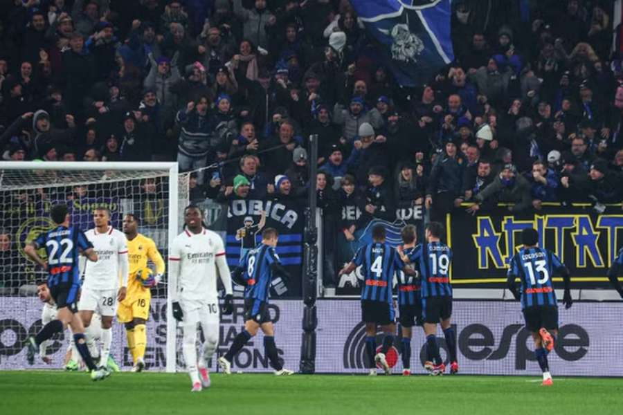 A festa da Atalanta e o desespero de Rafael Leão