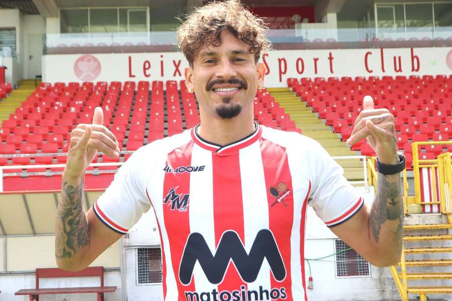 Danrlei assinou por dois anos com o Leixões